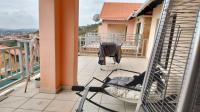 Balcony of property in Winchester Hills