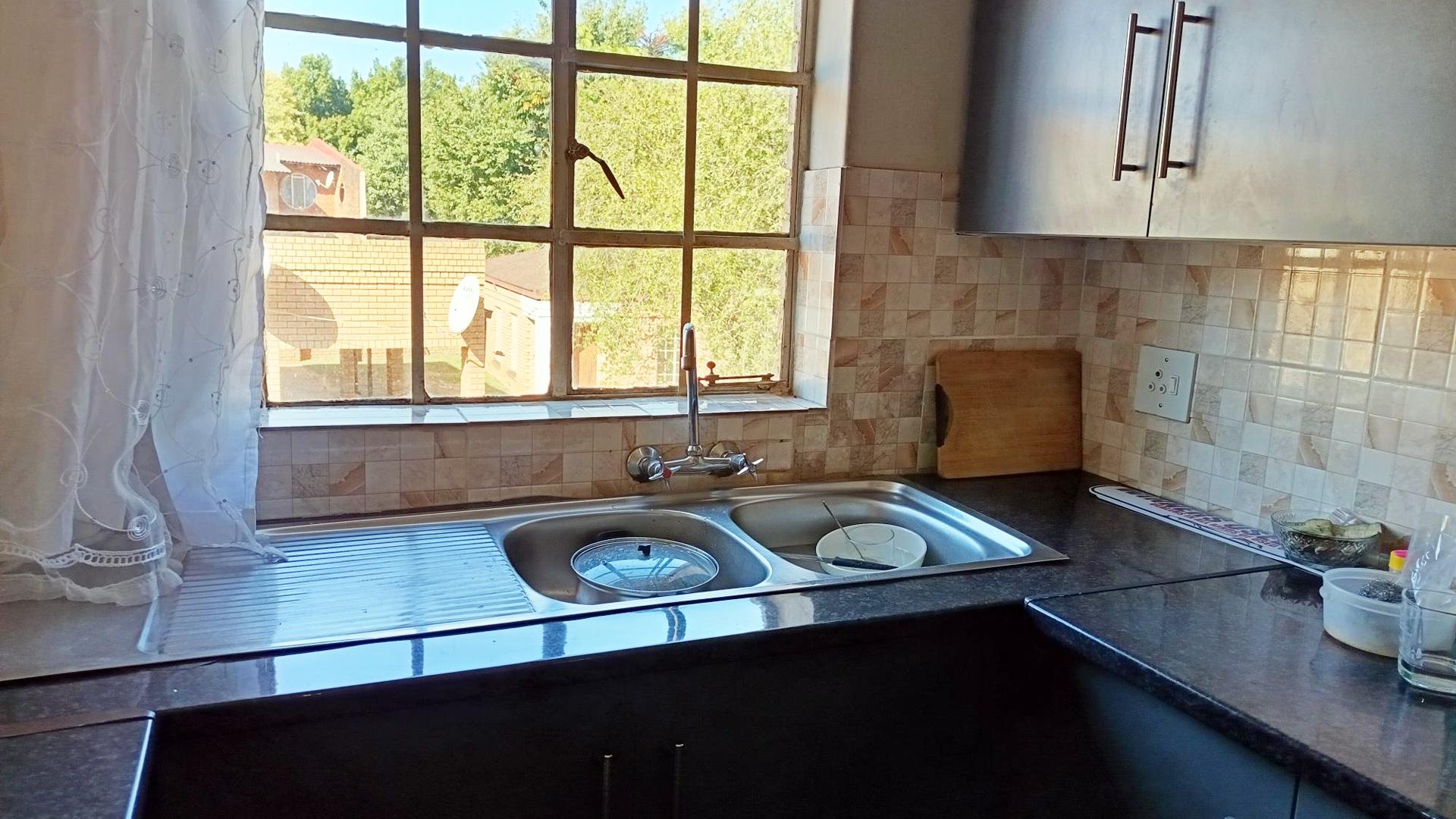 Kitchen of property in Makhado (Louis Trichard)