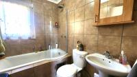 Bathroom 1 of property in Olympus