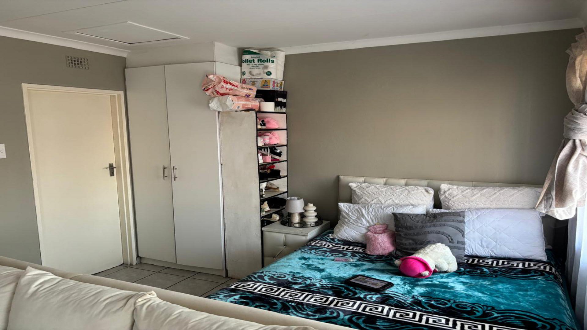 Bed Room 1 of property in Sky City