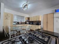 of property in De Deur