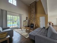  of property in De Deur