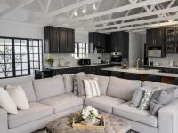  of property in Bendor
