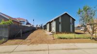 Front View of property in Savanna City