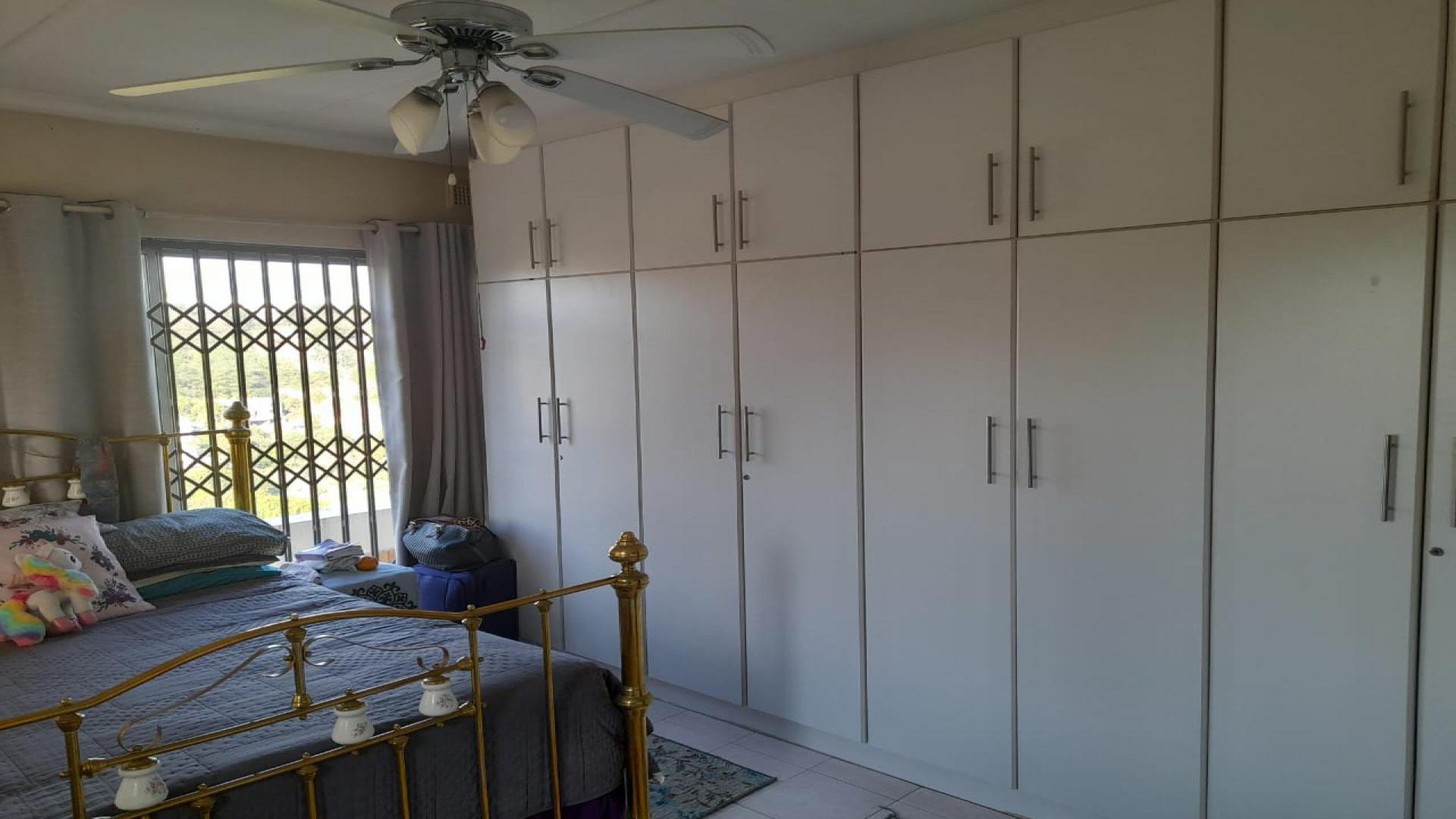 Bed Room 2 of property in La Mercy