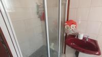 Main Bathroom - 4 square meters of property in La Mercy
