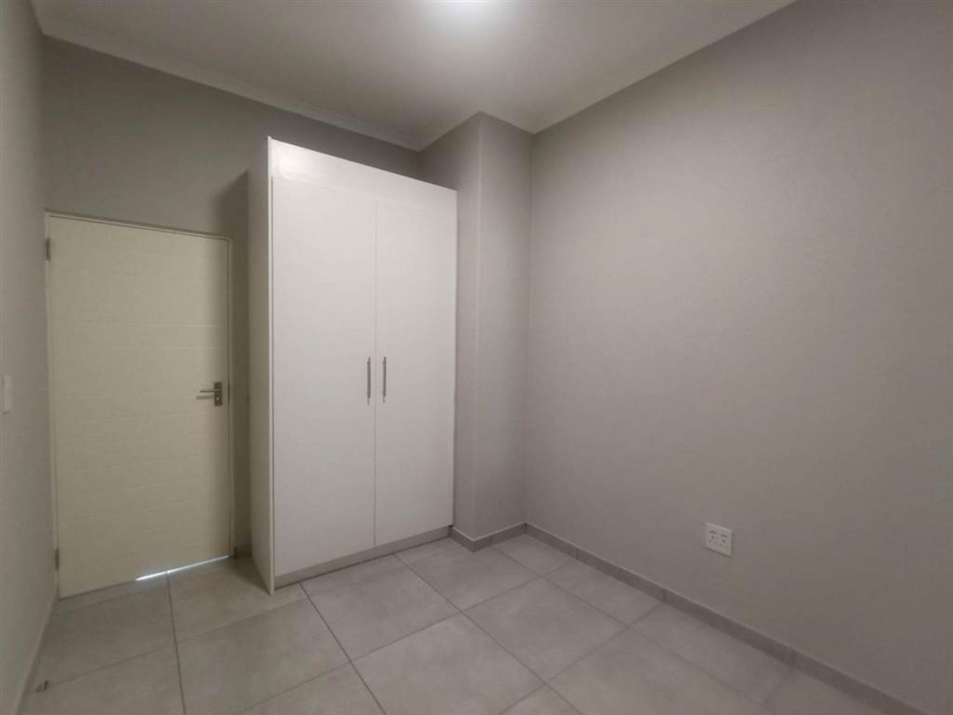  of property in Glen Marais