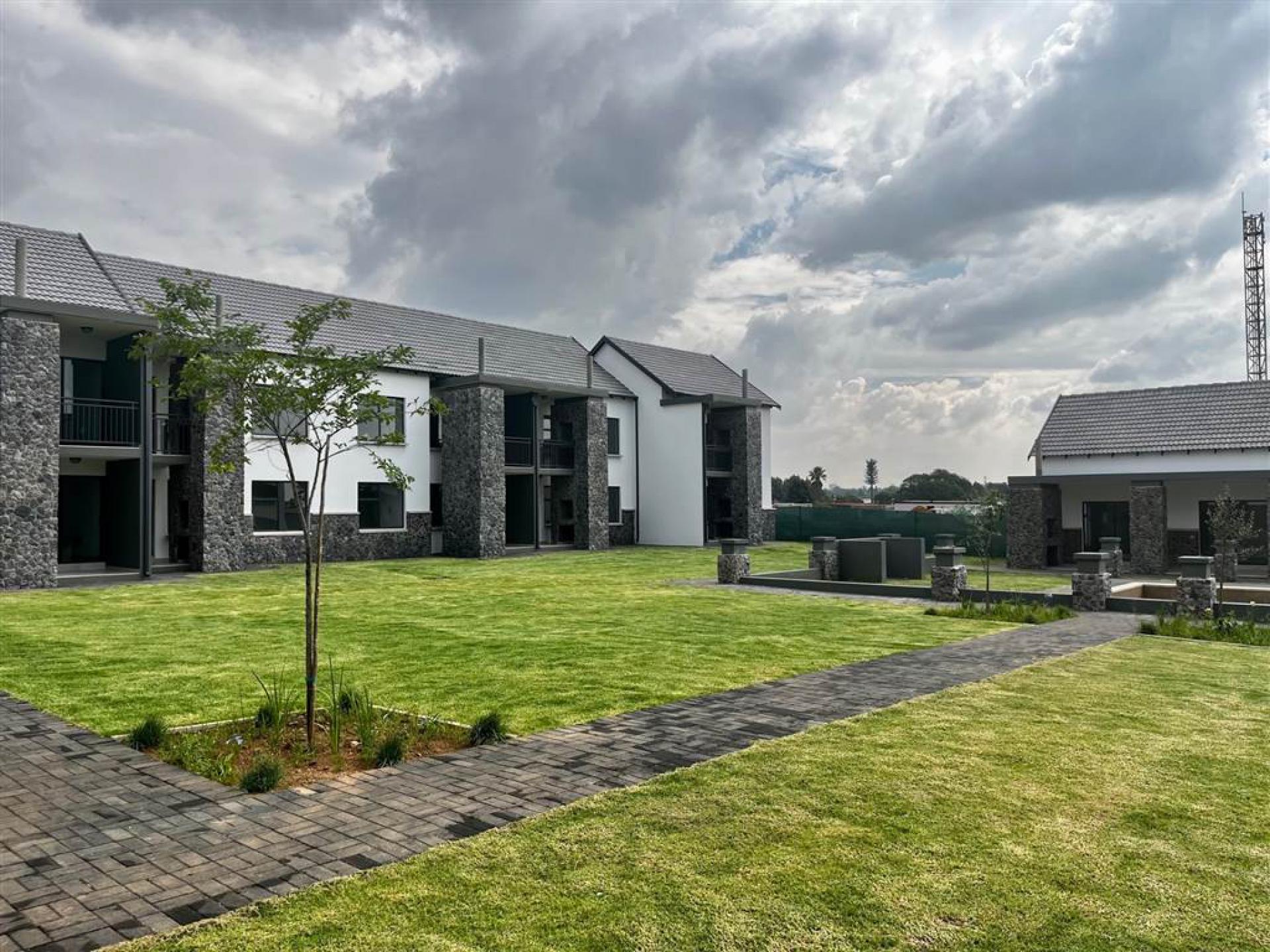  of property in Glen Marais