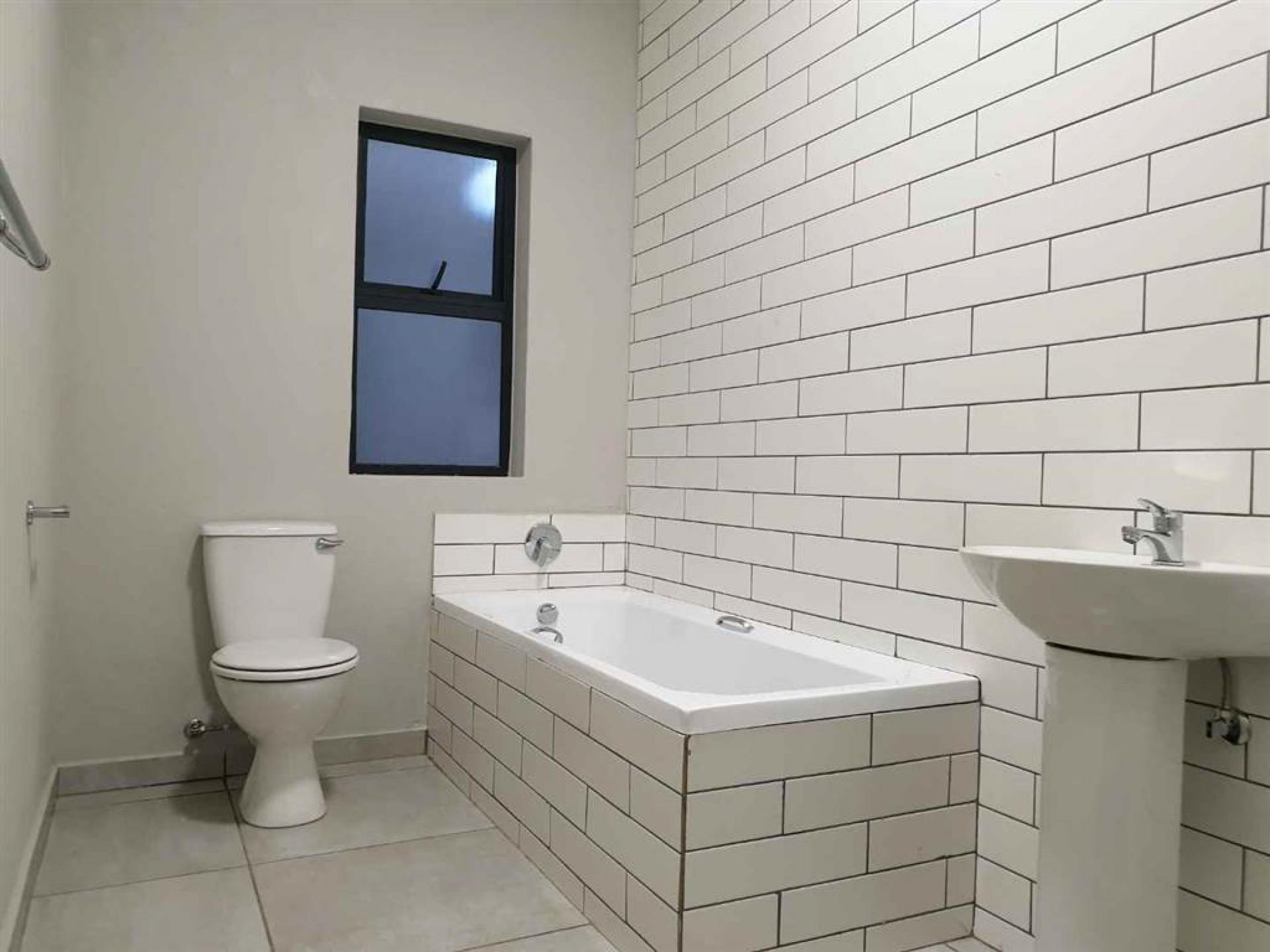  of property in Glen Marais