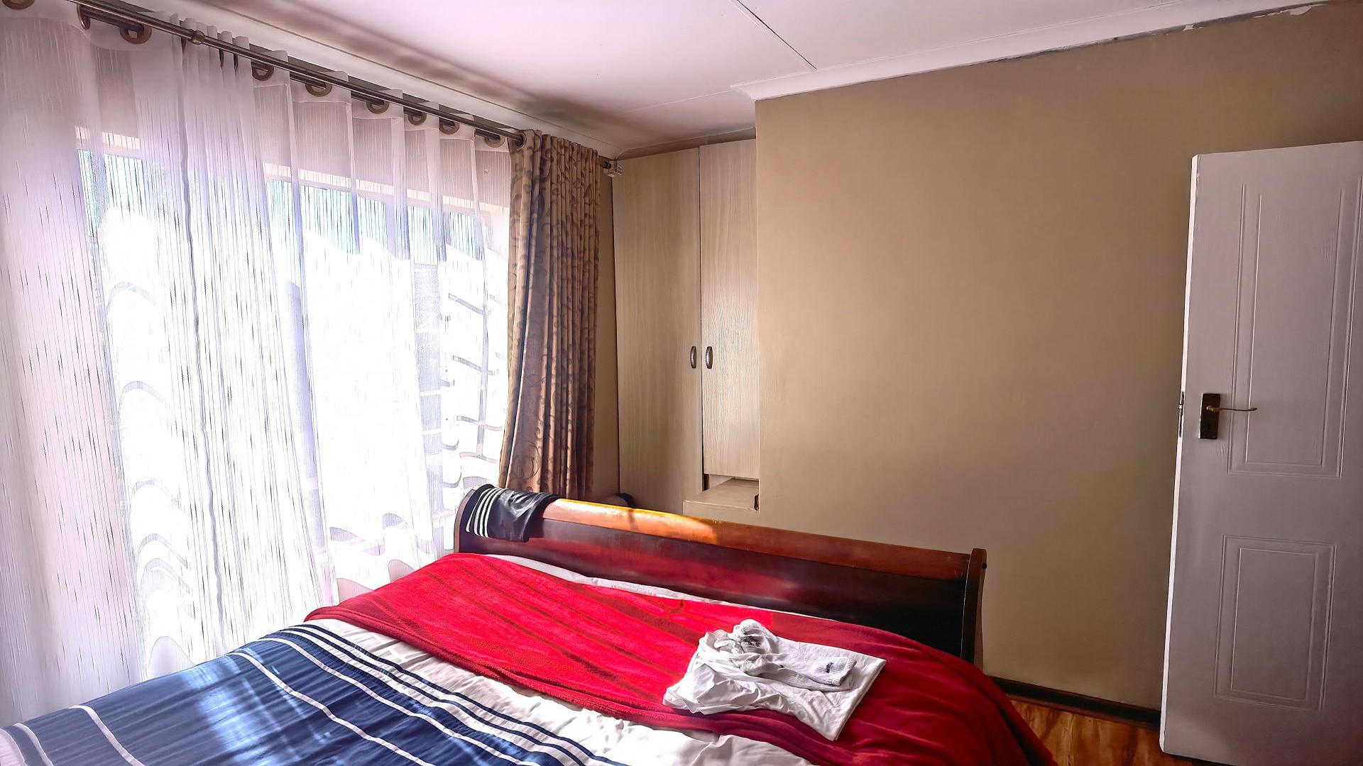 Bed Room 2 of property in Kosmosdal
