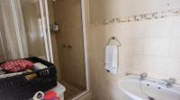 Bathroom 2 of property in Kosmosdal