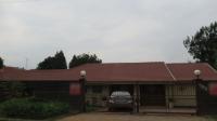 Front View of property in Mondeor