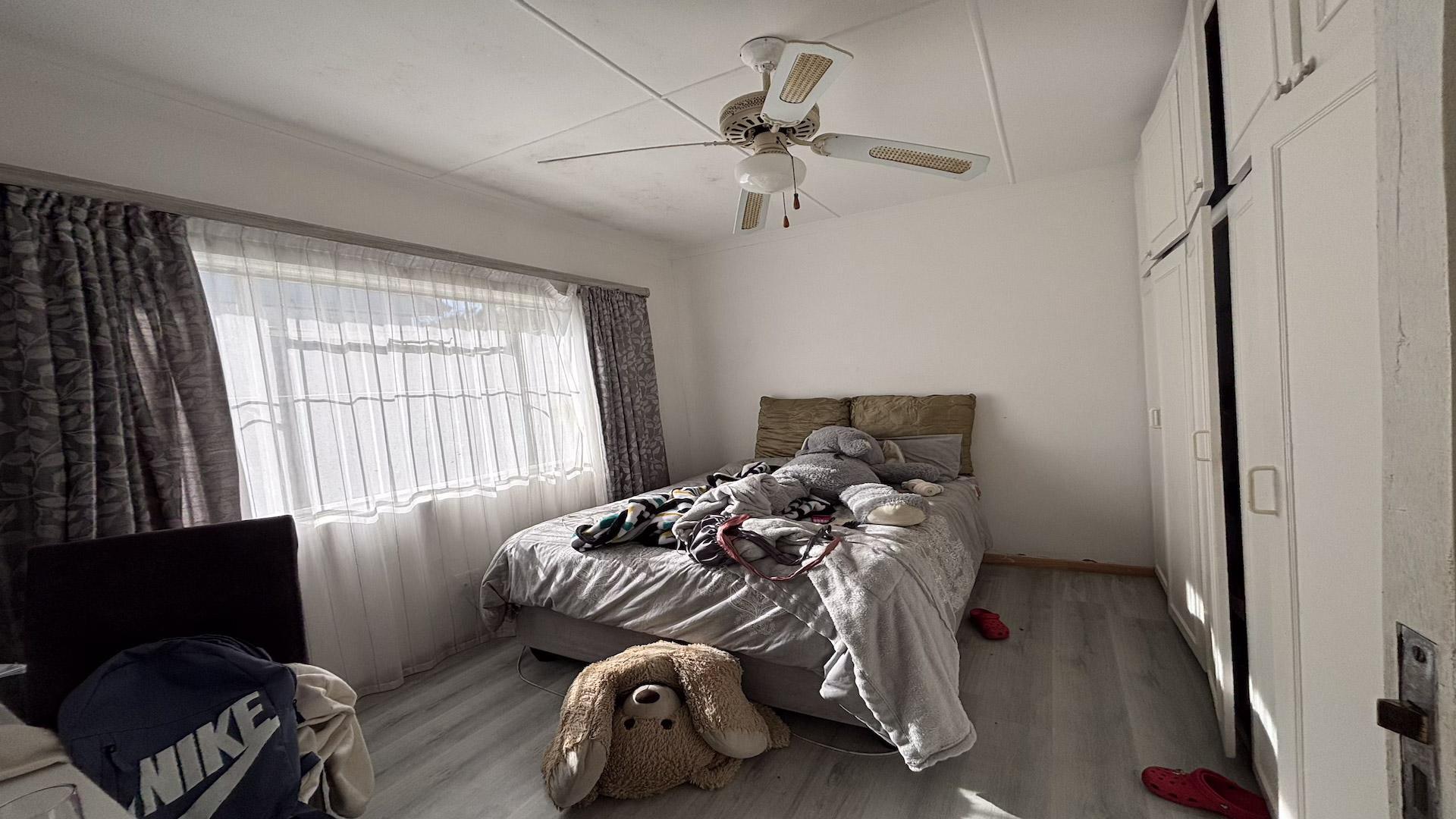 Bed Room 4 of property in East London