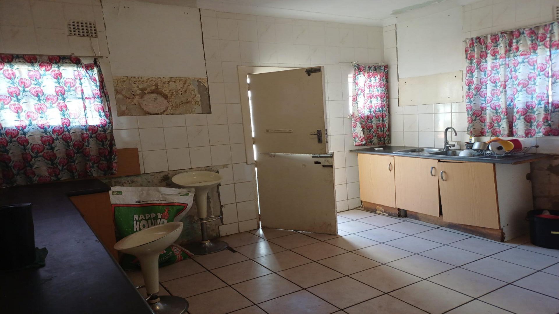 Kitchen - 22 square meters of property in Kenilworth - JHB