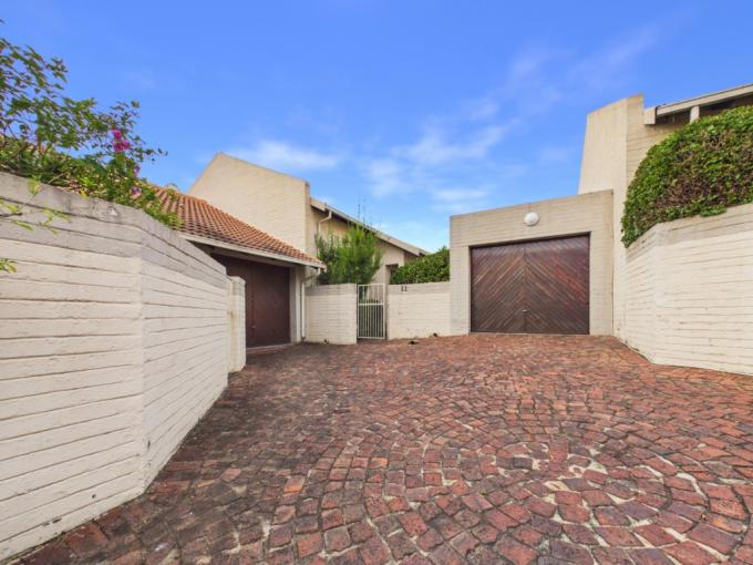 3 Bedroom Simplex for Sale For Sale in Ferndale - JHB - MR715674