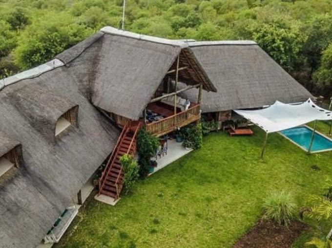 5 Bedroom House for Sale For Sale in Marloth Park - MR715720