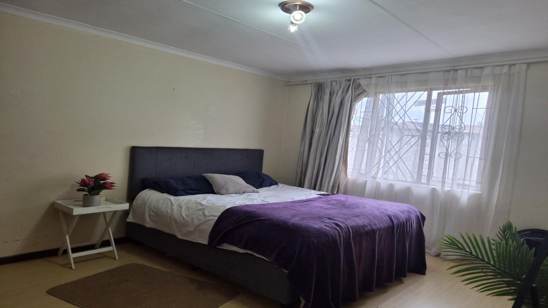 Bed Room 1 of property in King Williams Town (Qonce)