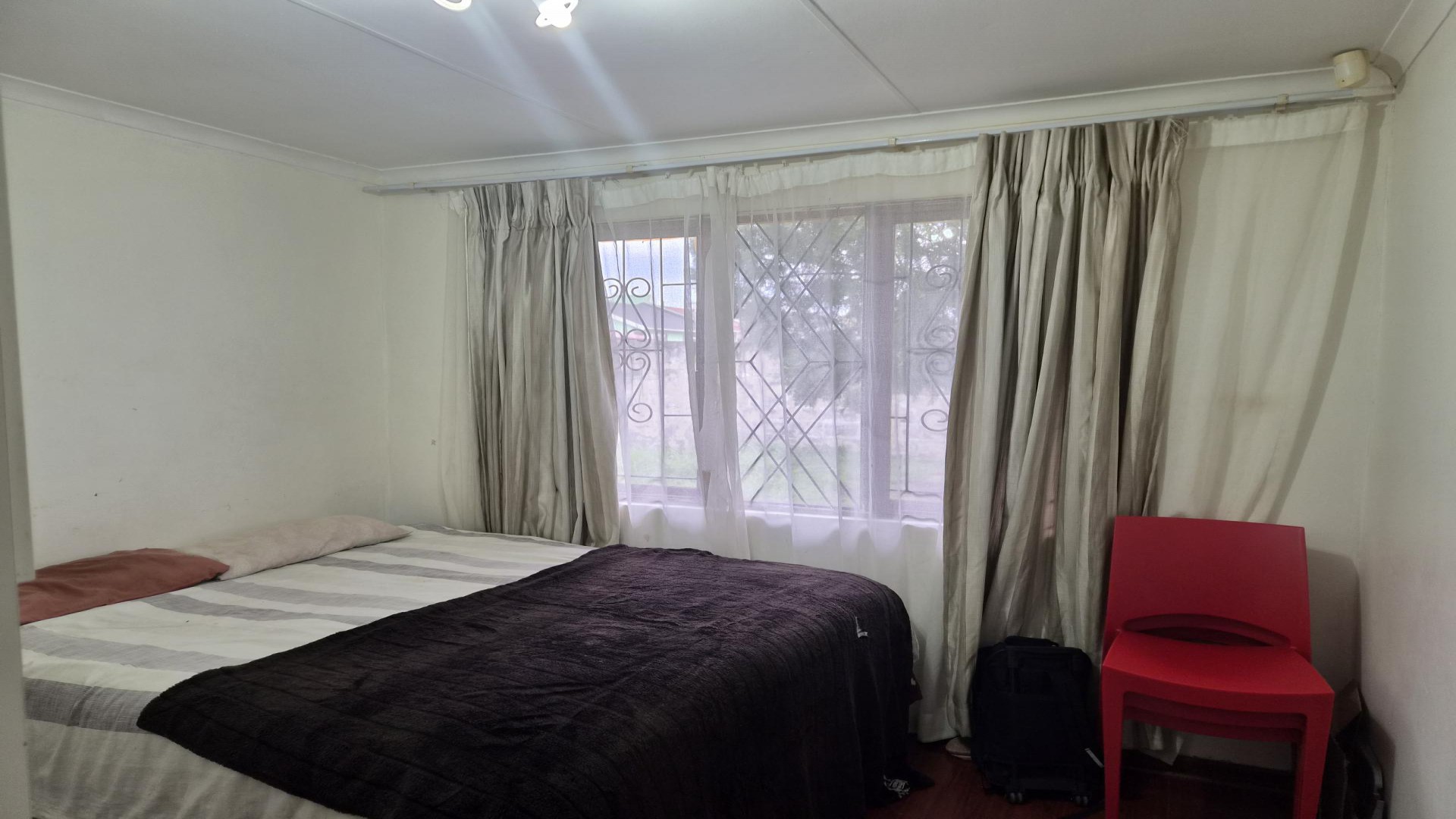 Bed Room 2 of property in King Williams Town (Qonce)