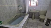 Bathroom 1 of property in King Williams Town (Qonce)