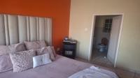 Bed Room 1 - 14 square meters of property in Norkem park