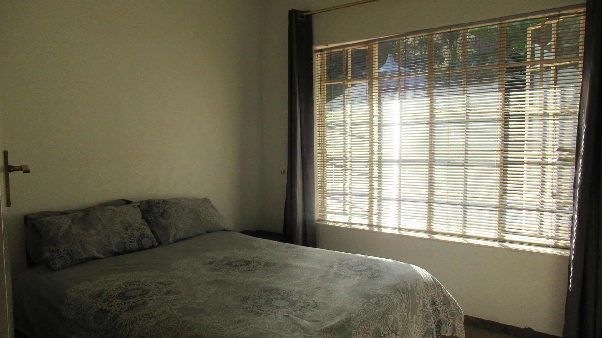 Bed Room 1 - 11 square meters of property in Mulbarton