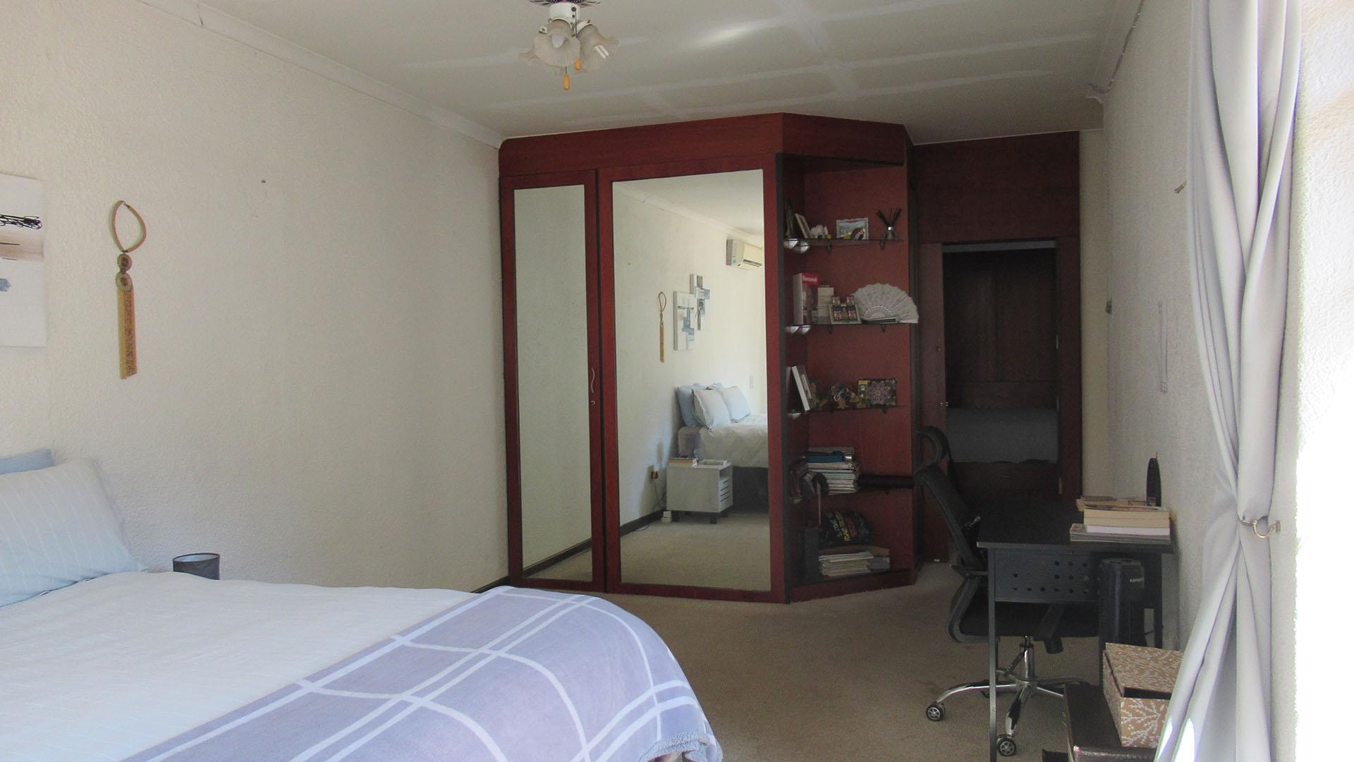 Main Bedroom - 45 square meters of property in Mulbarton