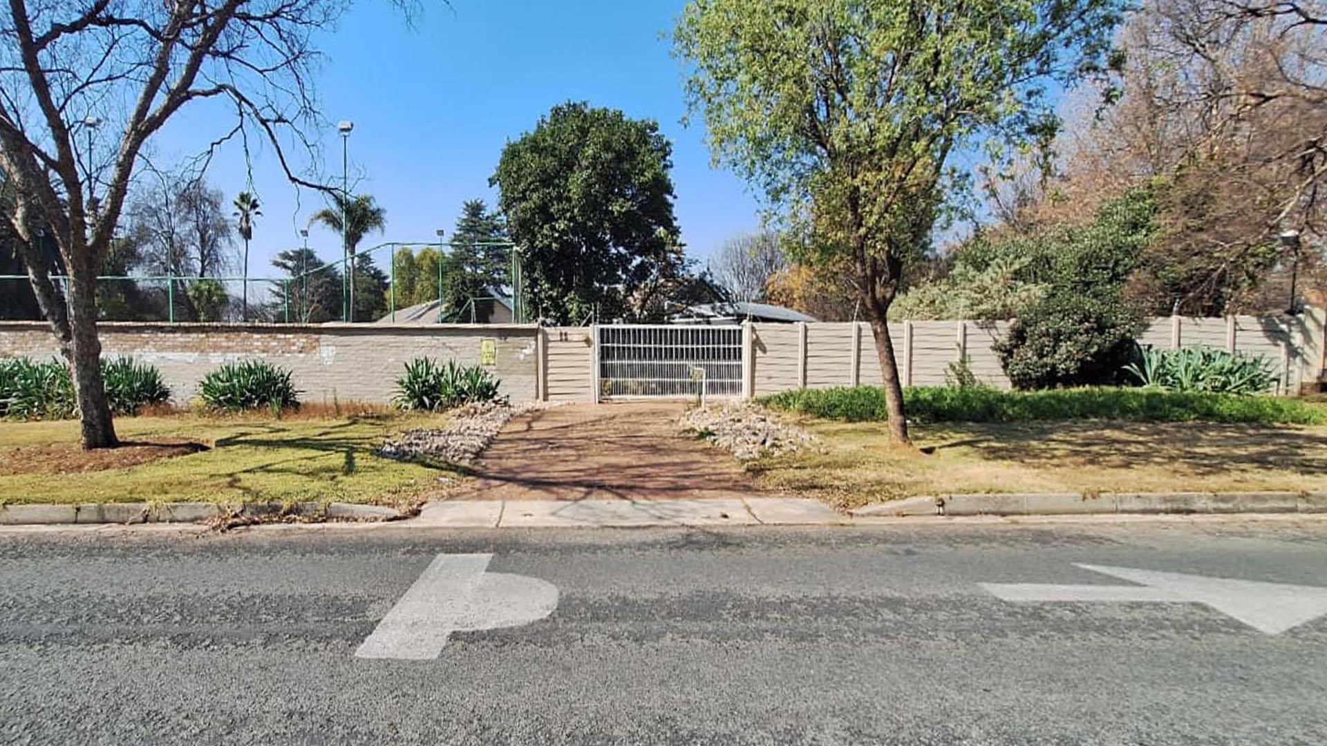 Front View of property in Rynfield