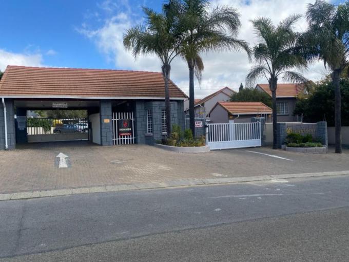 2 Bedroom Sectional Title for Sale For Sale in Eden Glen - MR715797
