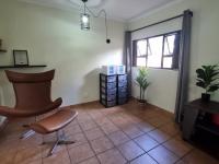  of property in Glenvista