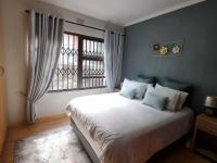  of property in Glenvista