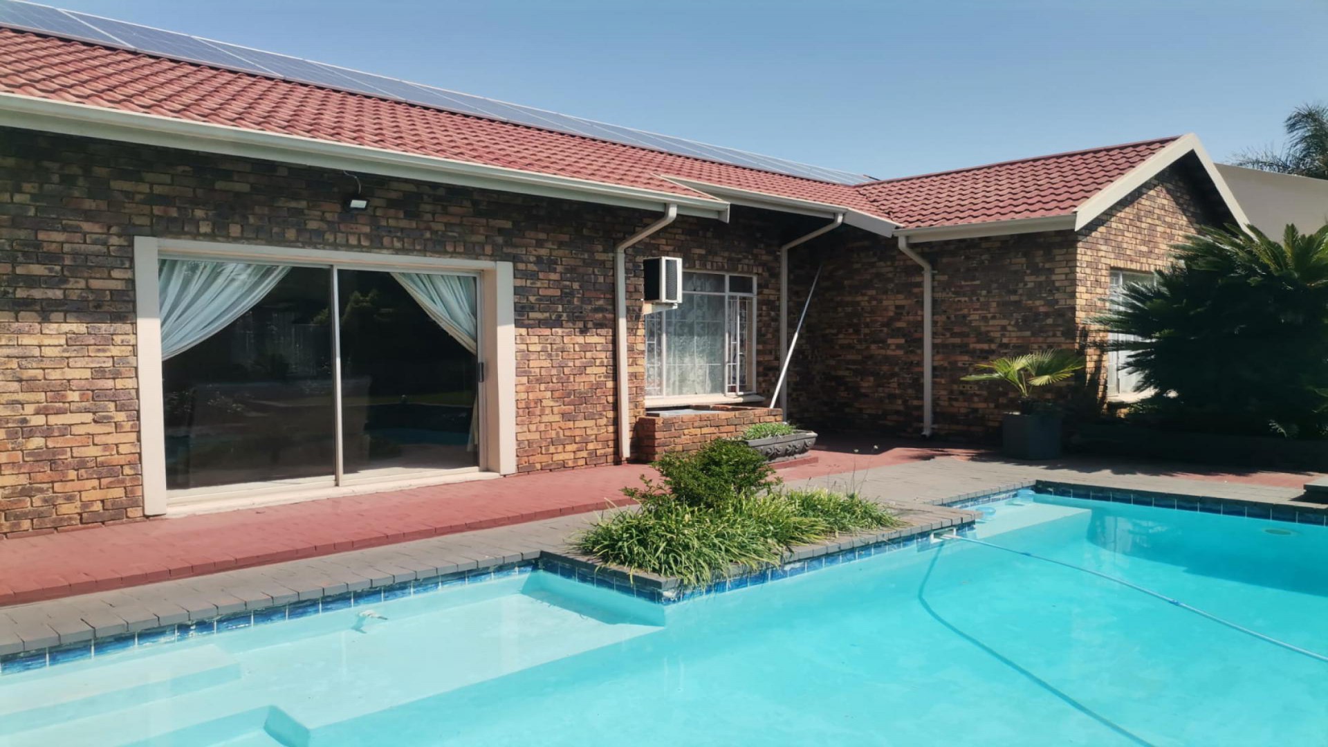 Swimming Pool of property in Vanderbijlpark