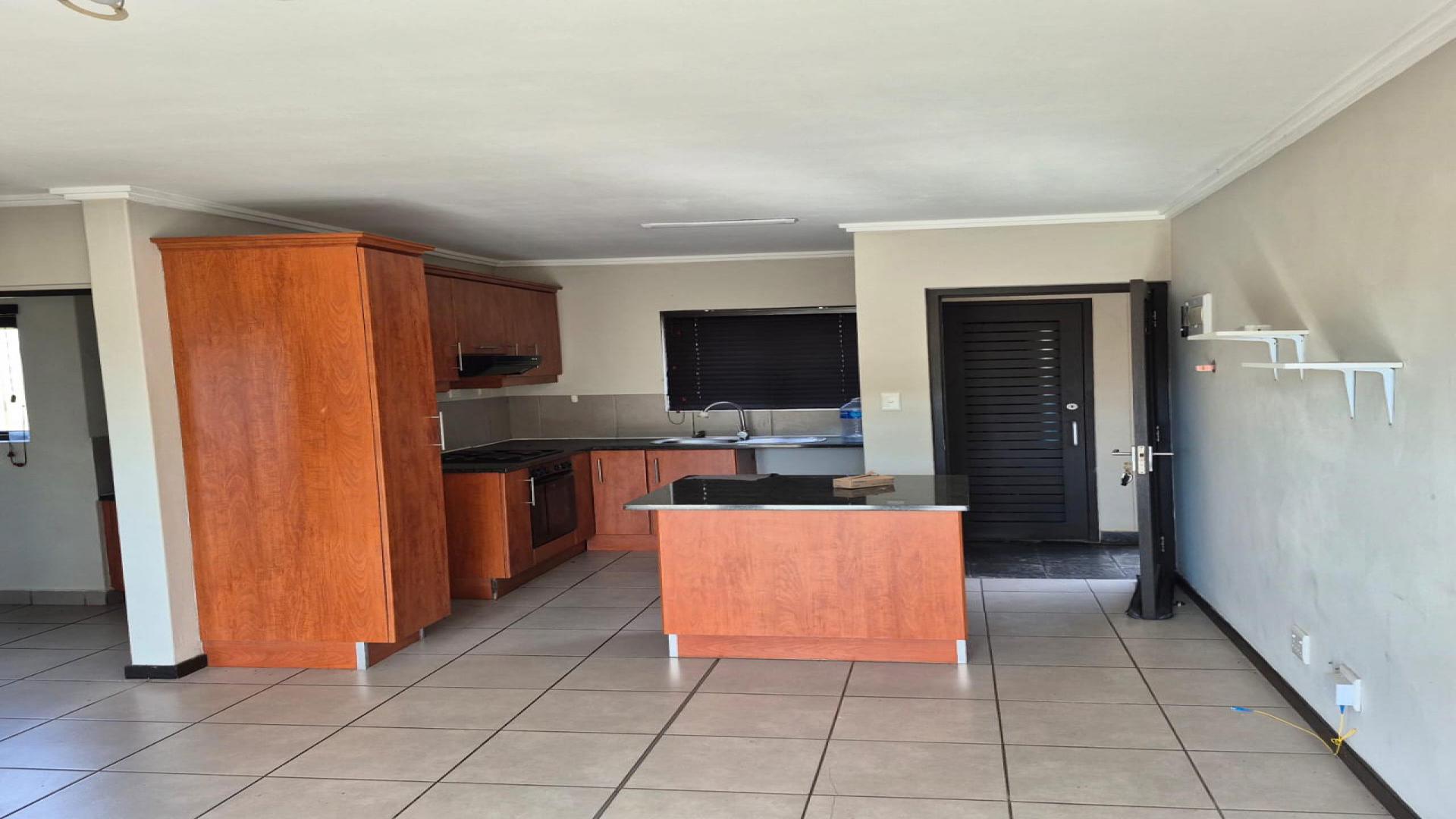Kitchen - 16 square meters of property in Sherwood