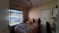 Bed Room 1 - 13 square meters of property in Ferndale - JHB
