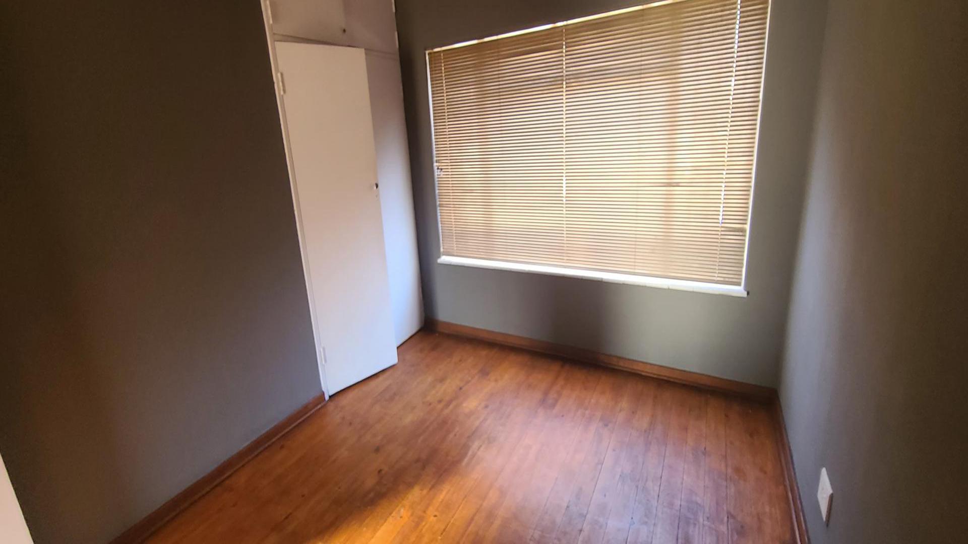 Bed Room 1 of property in Middelburg - MP