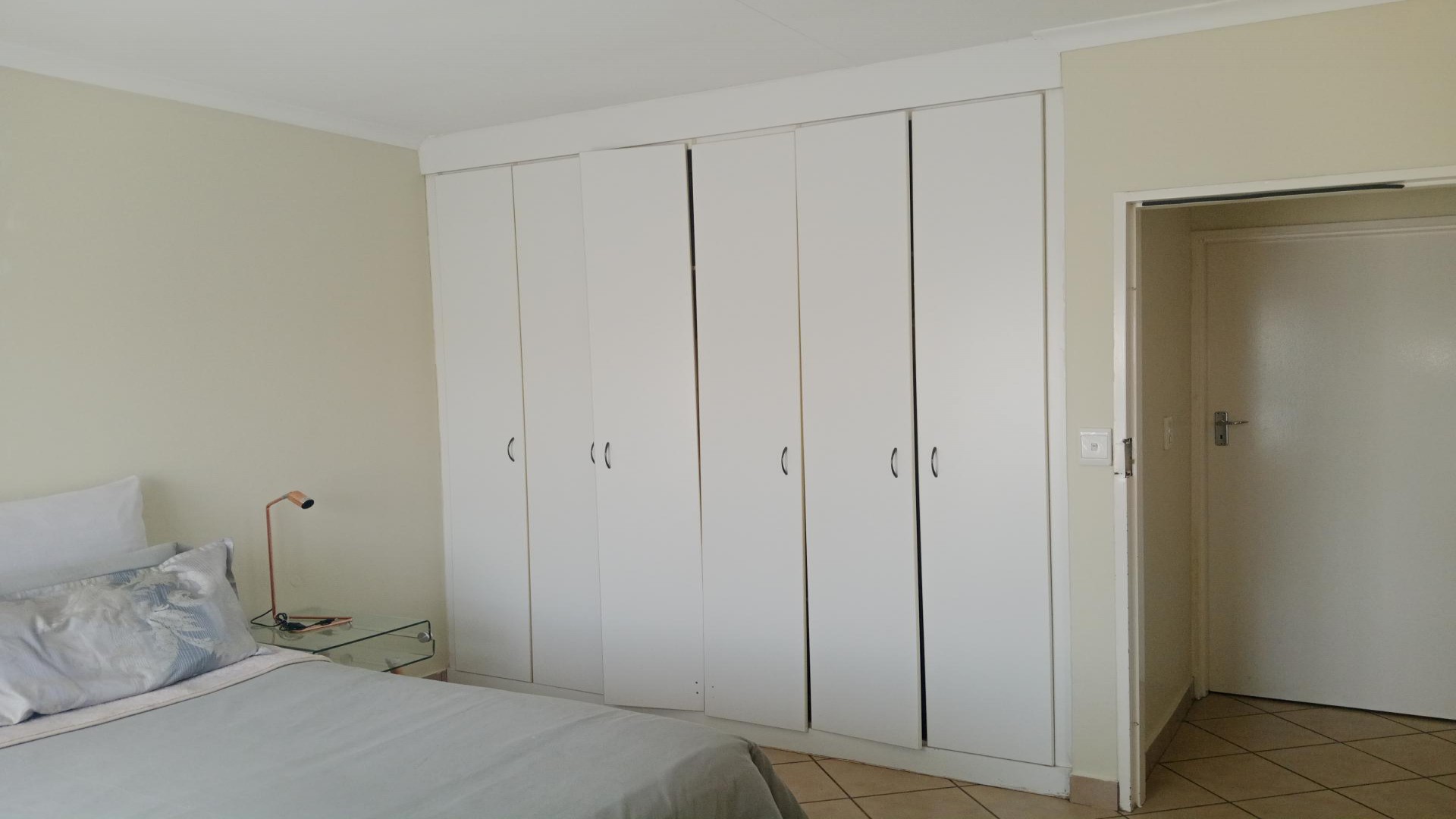 Bed Room 1 of property in Annlin
