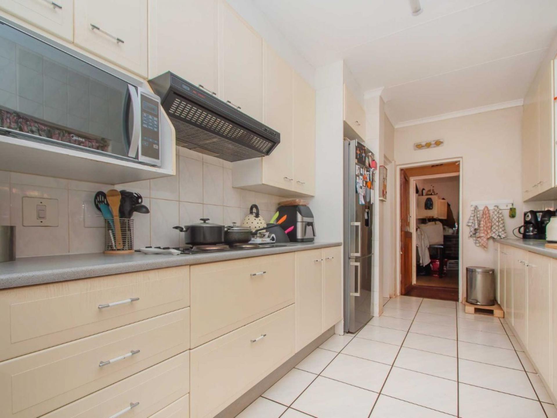  of property in Wilropark