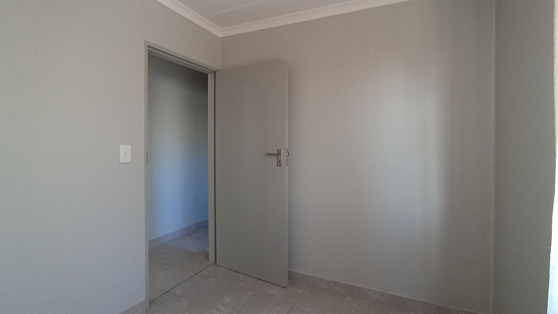Bed Room 2 - 8 square meters of property in Glenway Estate