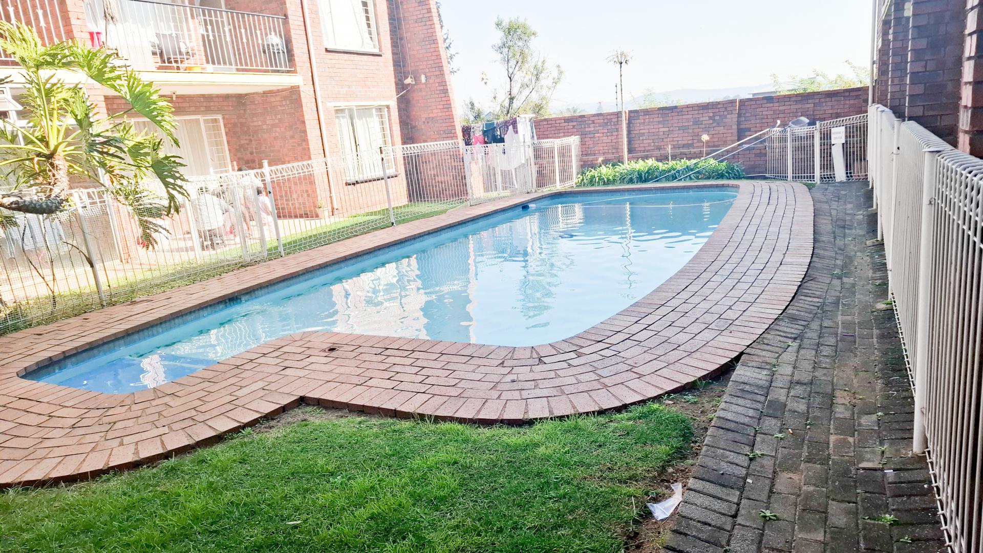 Swimming Pool of property in Ferndale - JHB
