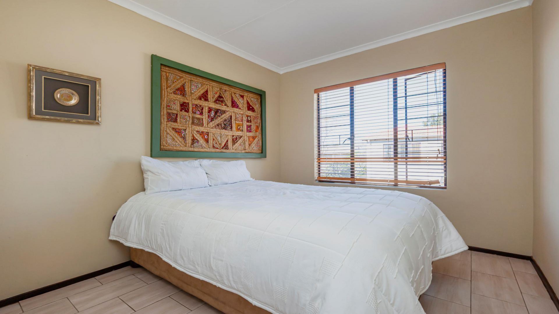 Bed Room 1 of property in Northgate (JHB)