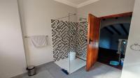 Bathroom 2 of property in Dawncliffe