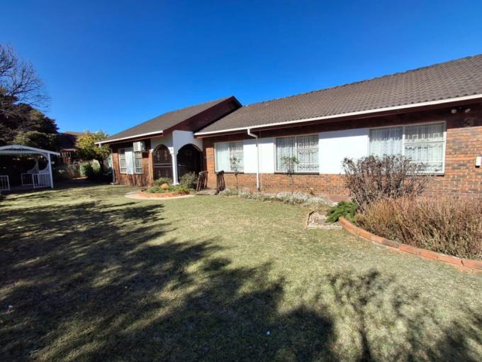 3 Bedroom House for Sale For Sale in Visagiepark - MR715986