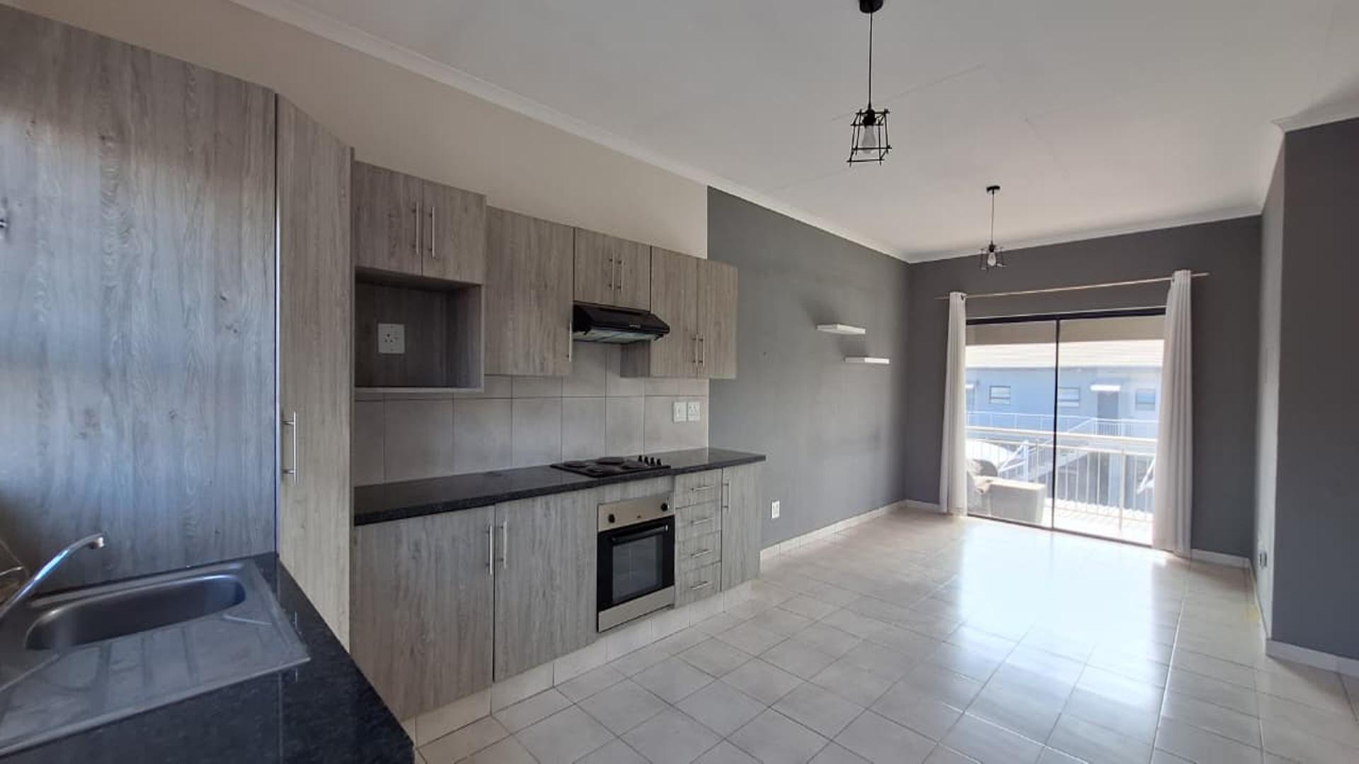 Kitchen - 16 square meters of property in Benoni AH