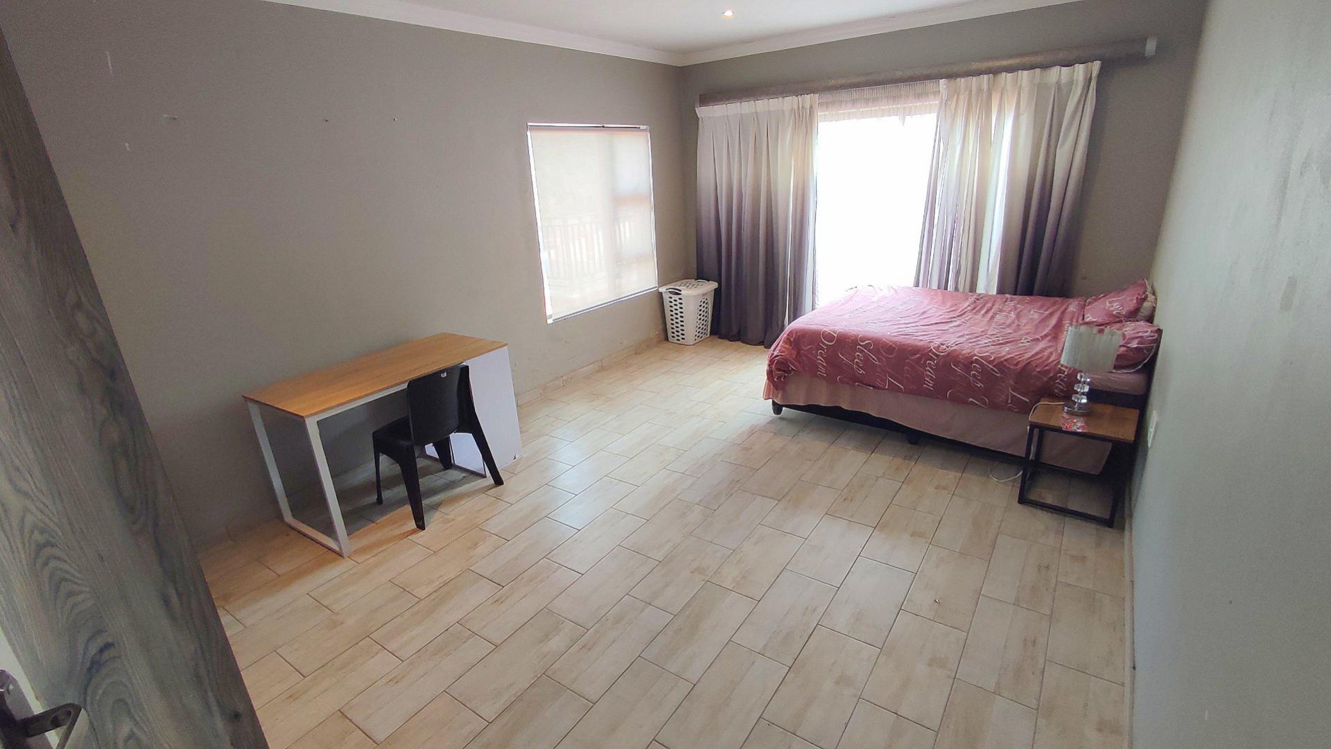  of property in Monavoni