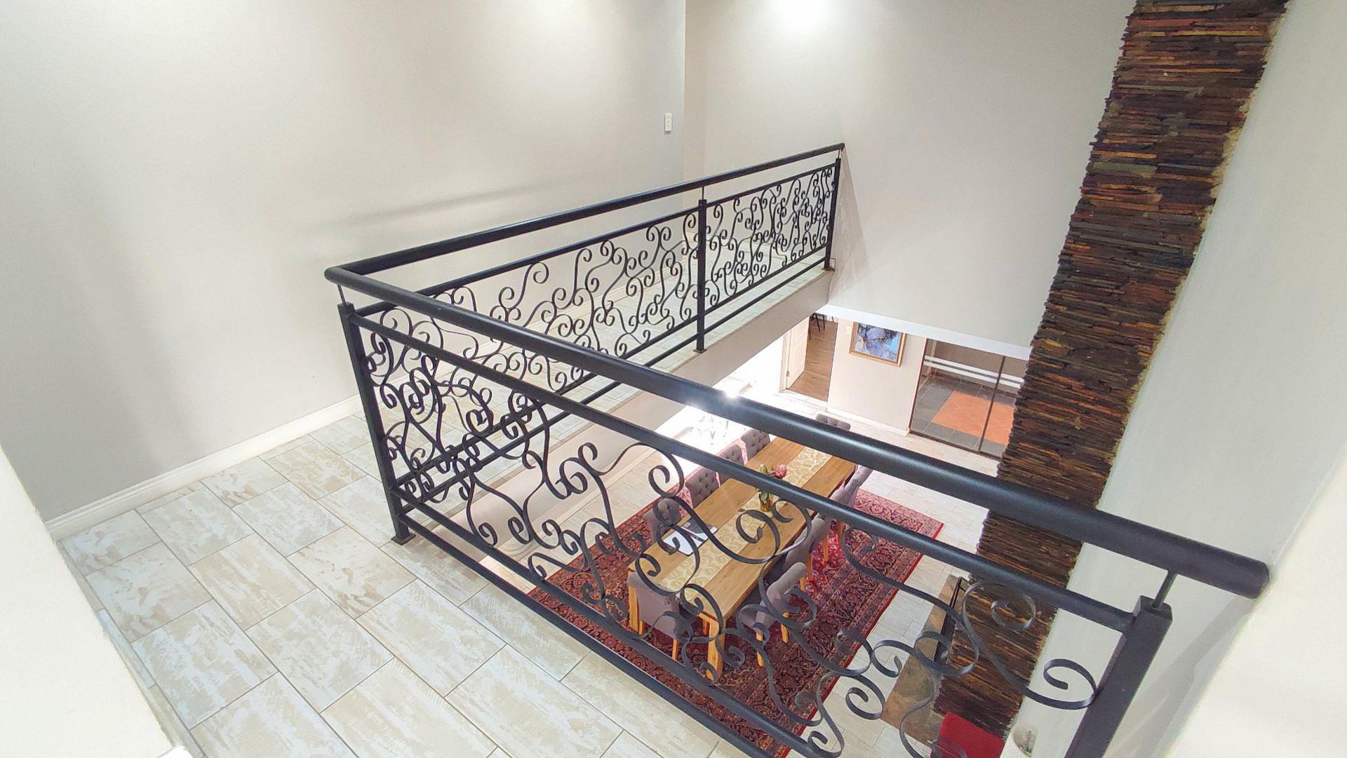  of property in Monavoni