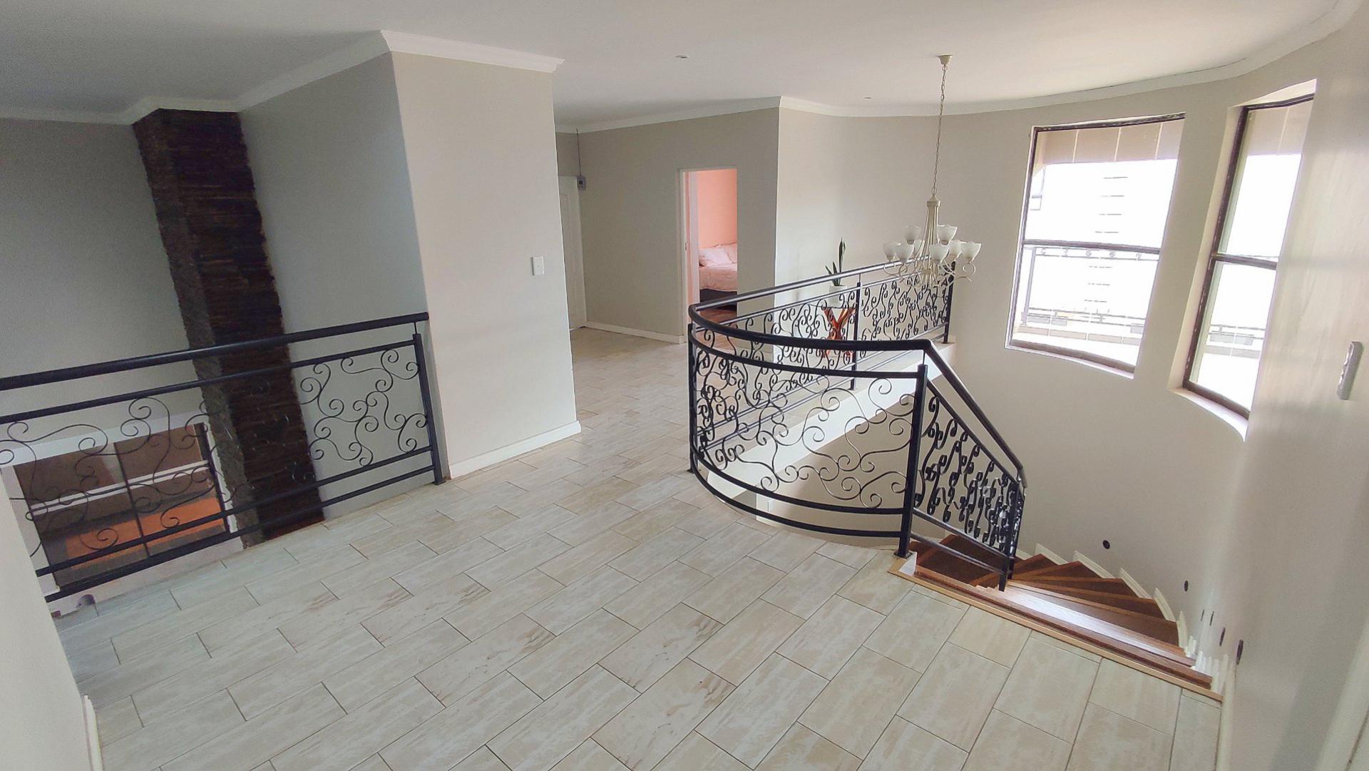  of property in Monavoni