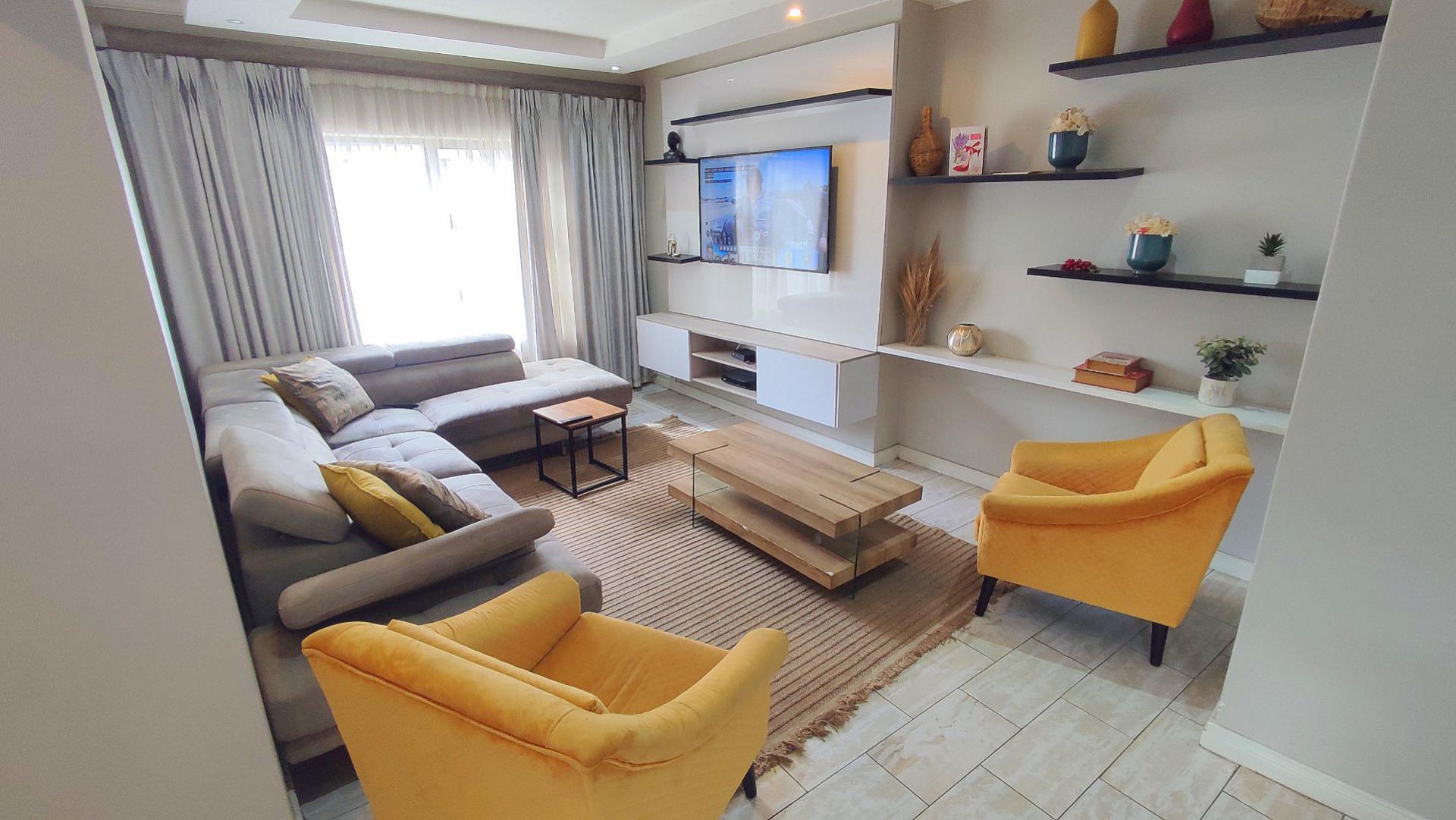  of property in Monavoni
