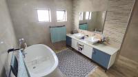  of property in Monavoni