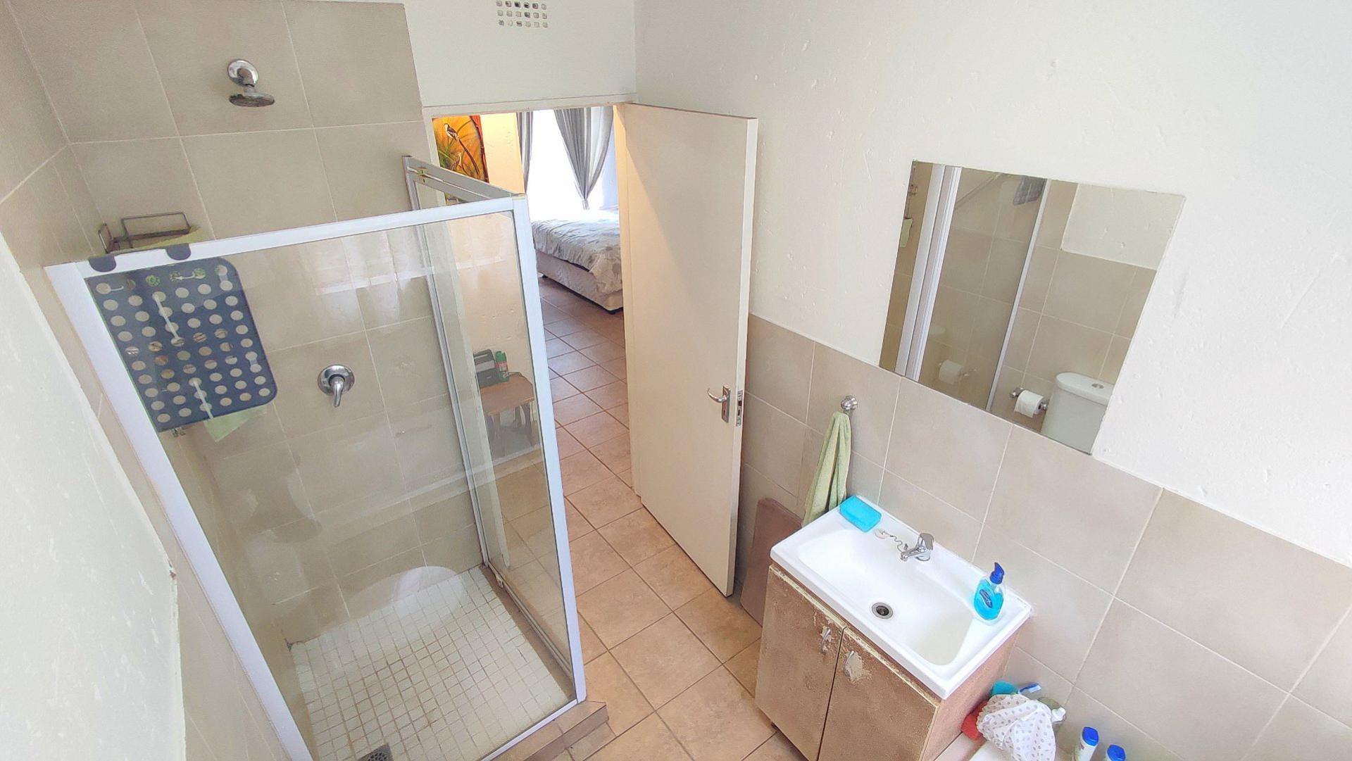  of property in Rietvalleirand