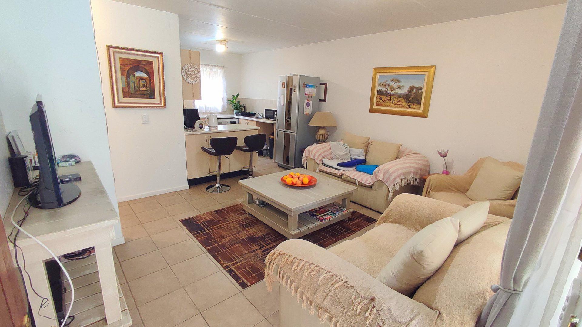  of property in Rietvalleirand