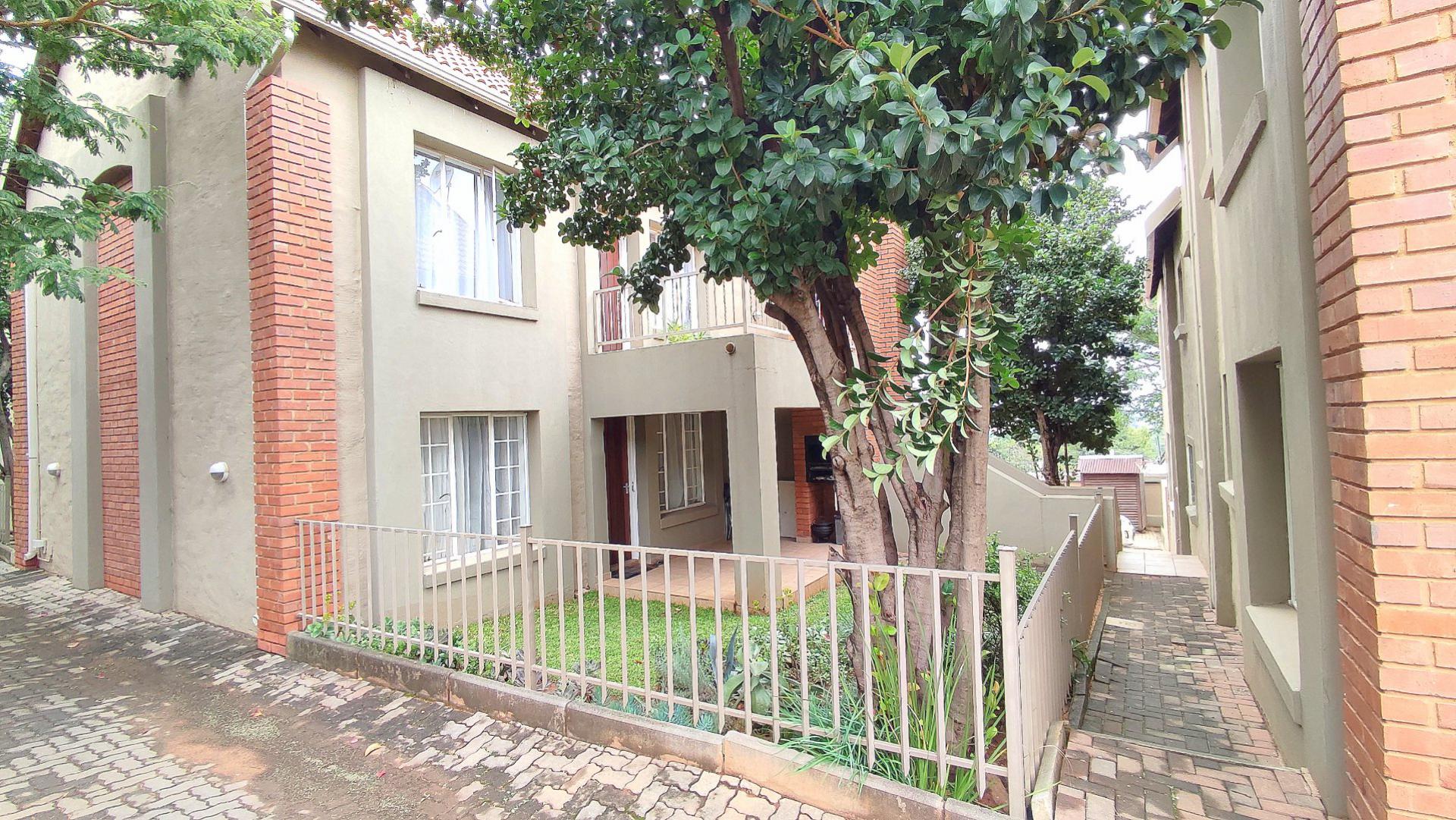  of property in Rietvalleirand